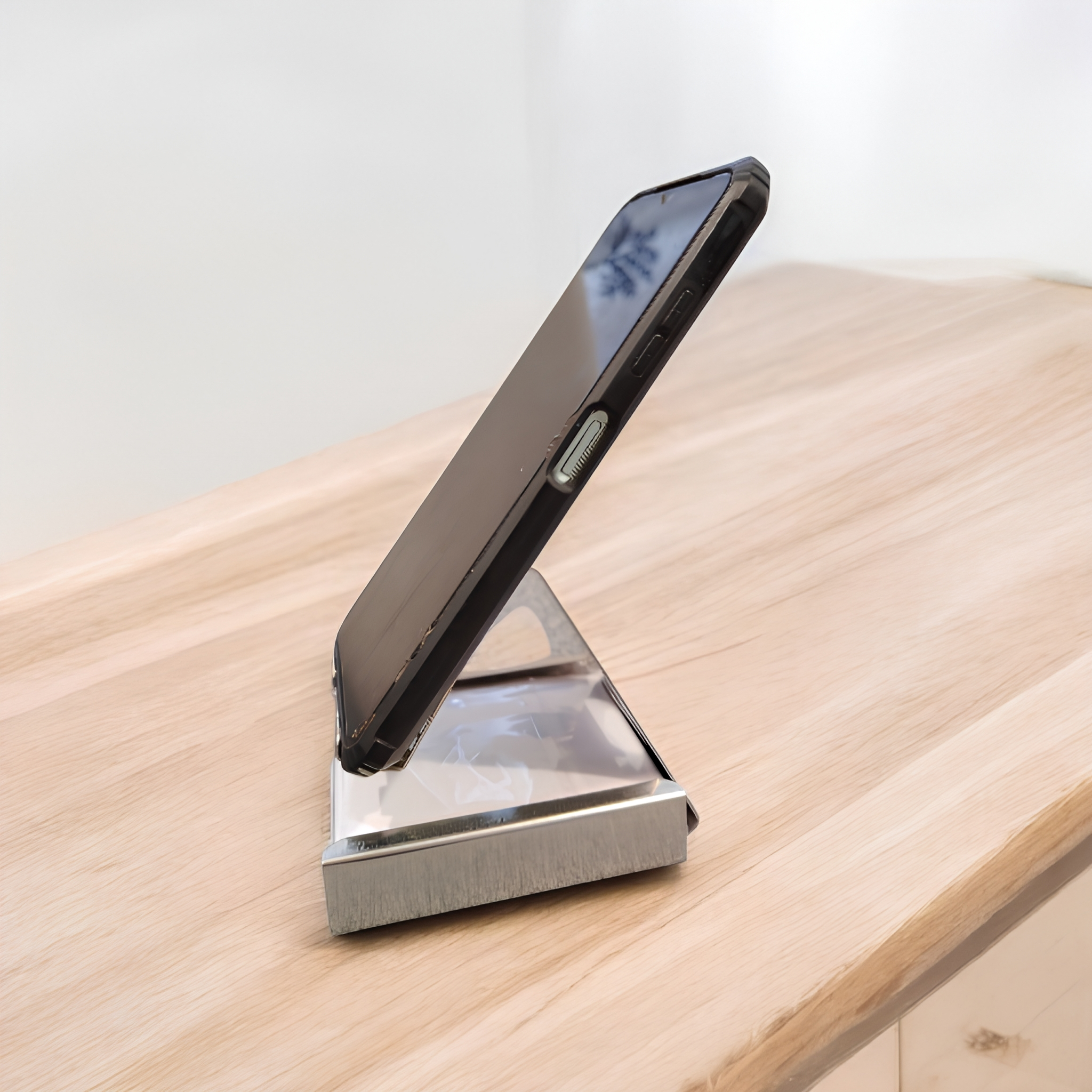Premium Metal Mobile Stand